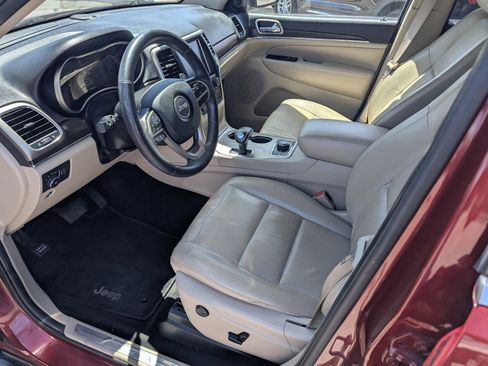 Used 2014 Jeep Grand Cherokee Limited w/ Trailer Tow Group IV image 9