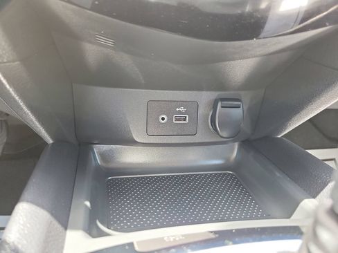 Used 2021 Nissan Rogue Sport SV FWD image 50