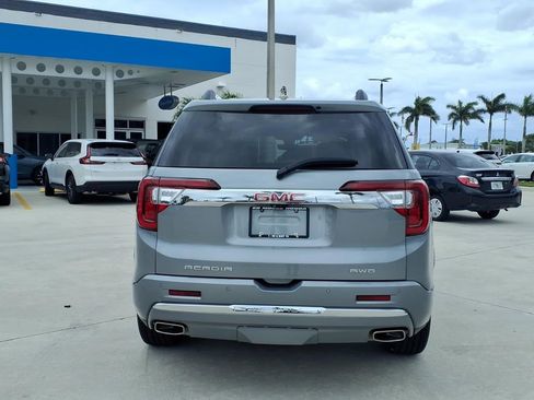Used 2023 GMC Acadia Denali w/ Denali Ultimate Package AWD/4WD image 14