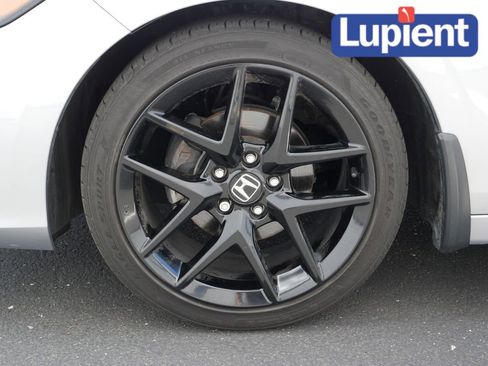 Used 2023 Honda Civic Sport image 11