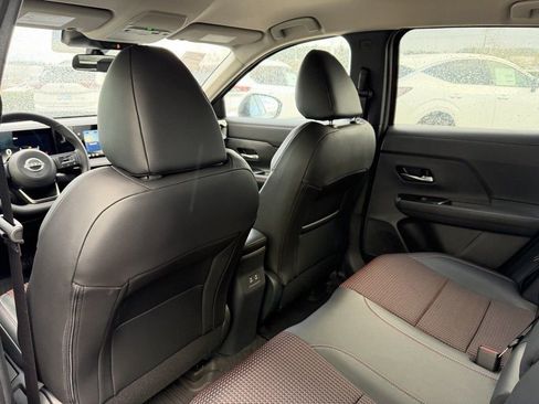 New 2026 Nissan Kicks SR w/ Cold Weather Package image 30