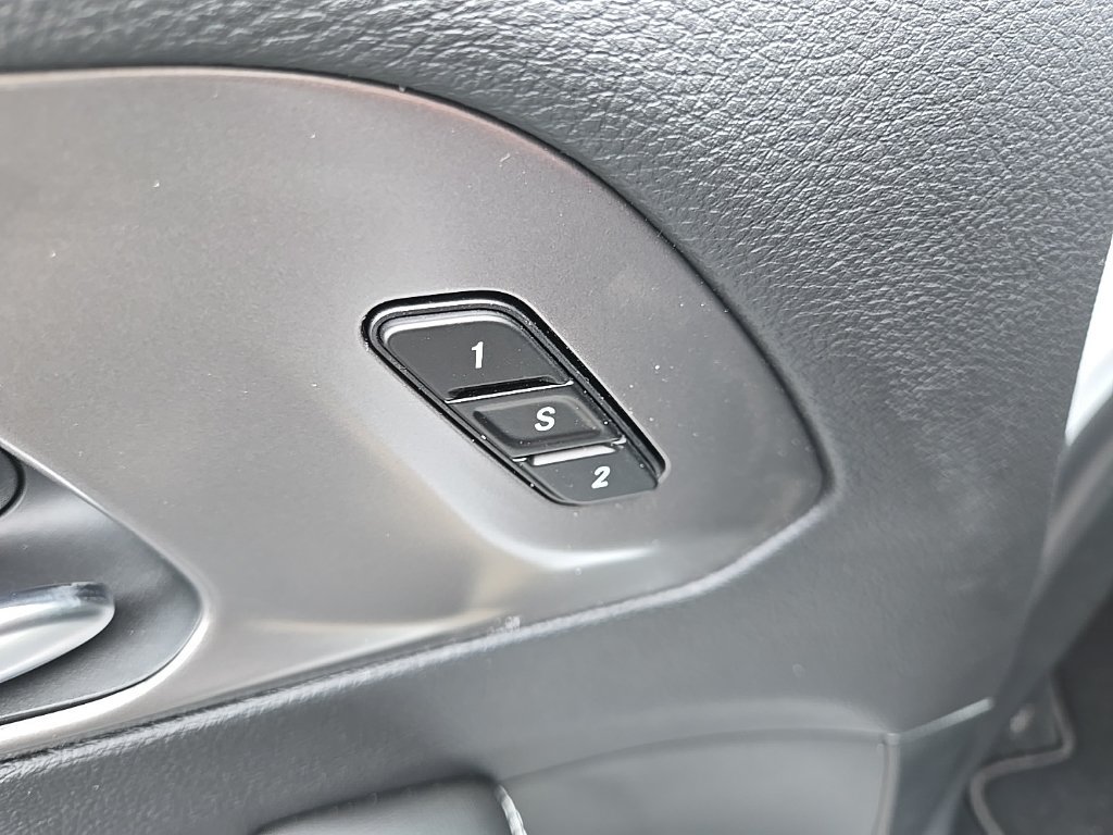 New 2026 Chrysler Pacifica Select w/ S Appearance Package FWD image 31
