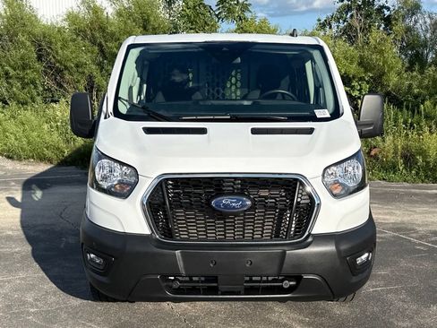 Used 2025 Ford Transit 250 Low Roof w/ Exterior Upgrade Package RWD image 3