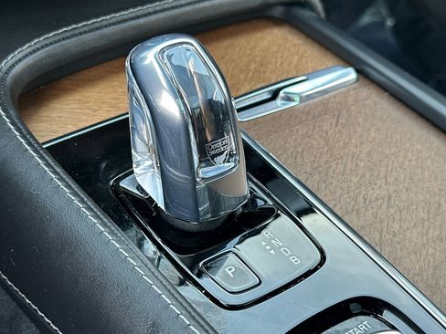 Used 2017 Volvo XC90 T8 Excellence image 18