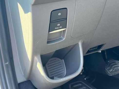 Used 2023 Ford Transit 350 XLT RWD image 19