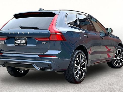 Used 2025 Volvo XC60 B5 Ultra w/ Protection Package Premier AWD/4WD image 2