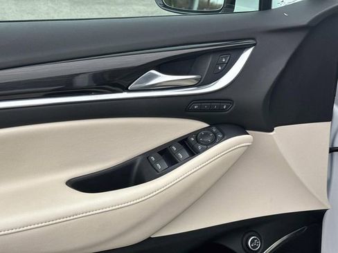 Used 2022 Buick Enclave Premium w/ Experience Buick Package image 27