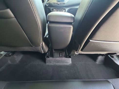 Used 2023 Buick Encore GX Select FWD image 22