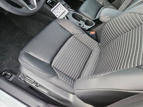 Used 2026 Toyota Corolla XSE FWD image 4