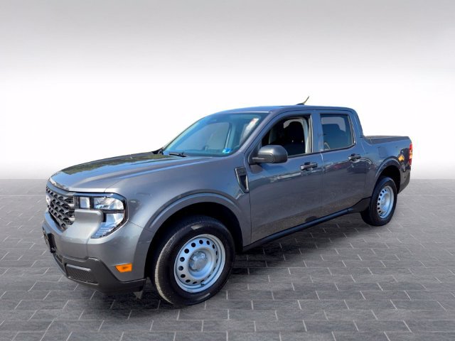 Used 2025 Ford Maverick XL w/ Equipment Group 102A AWD/4WD image 3