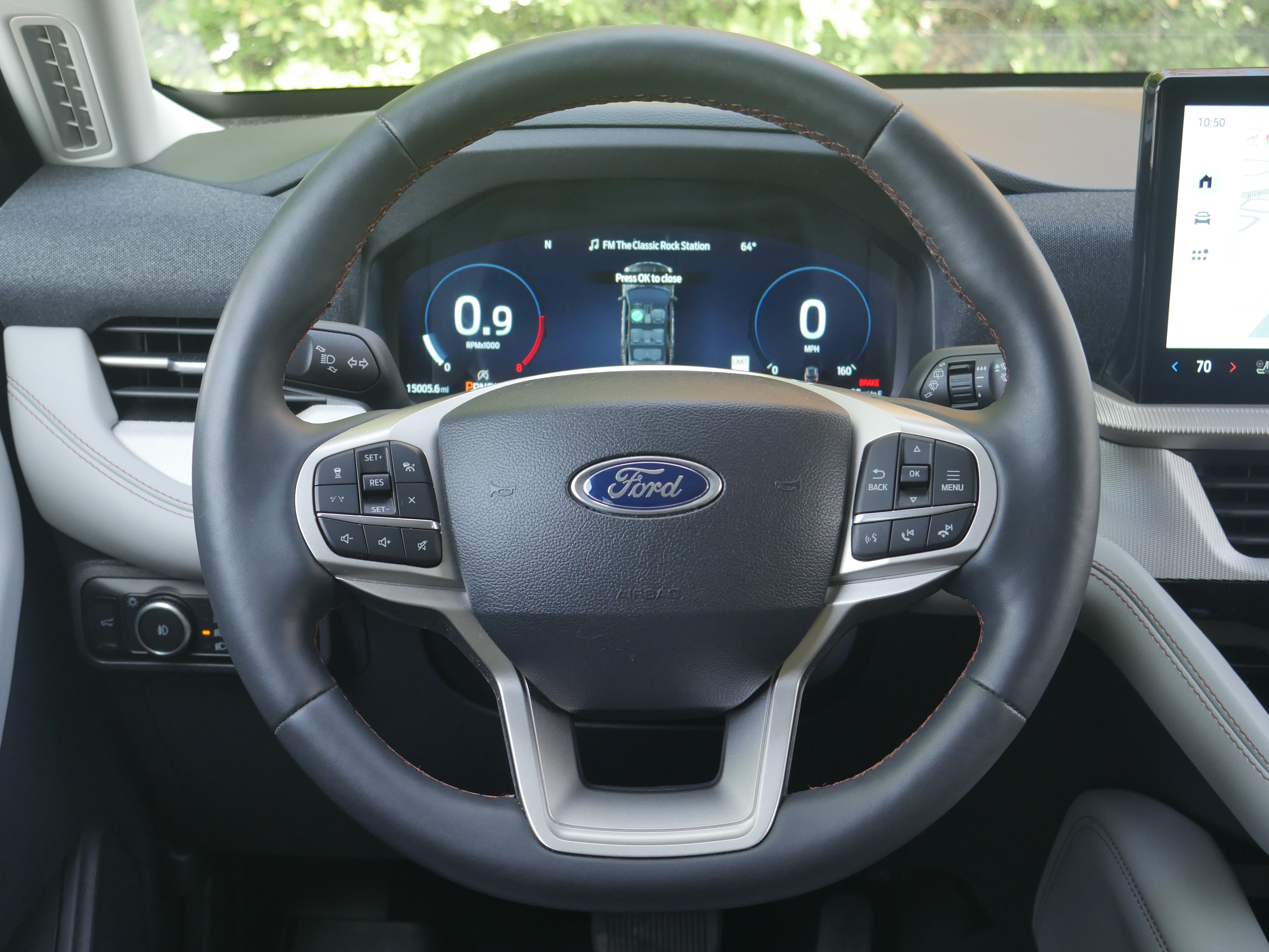 Certified 2025 Ford Explorer Active w/ Active Comfort Package AWD/4WD image 6