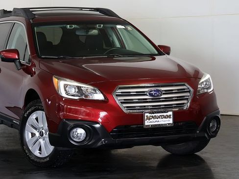 Used 2016 Subaru Outback 2.5i Premium AWD/4WD image 6