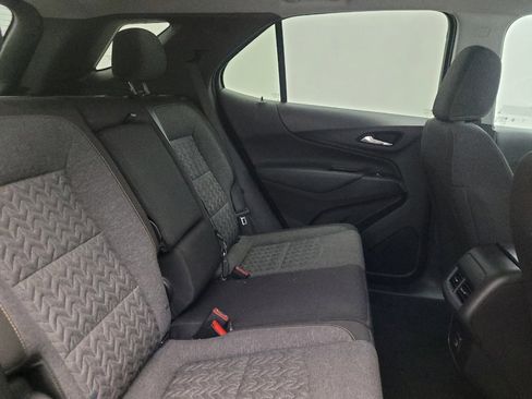 Used 2024 Chevrolet Equinox LT AWD/4WD image 19
