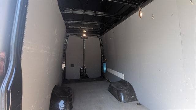 Used 2022 Mercedes-Benz Sprinter 3500 image 17