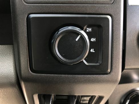 Used 2022 Ford F450 XL w/ Power Equipment Group image 33