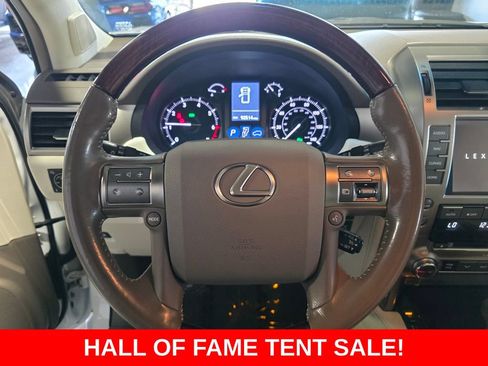 Used 2016 Lexus GX 460 w/ Premium Package AWD/4WD image 9