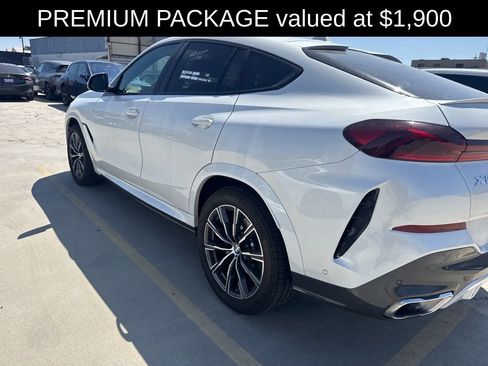 Used 2025 BMW X6 xDrive40i AWD/4WD image 3