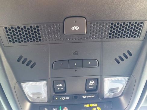 New 2025 Cadillac XT5 Sportv image 37