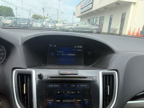 Used 2016 Acura TLX FWD image 32