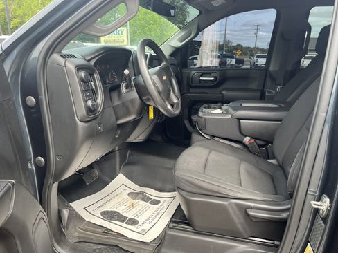 Used 2020 Chevrolet Silverado 2500 Custom w/ Custom Value Package AWD/4WD image 27