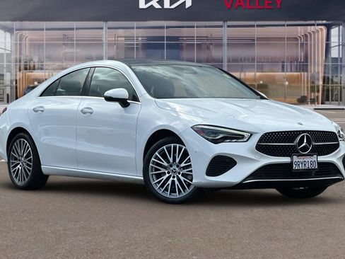 Used 2025 Mercedes-Benz CLA 250 image 2