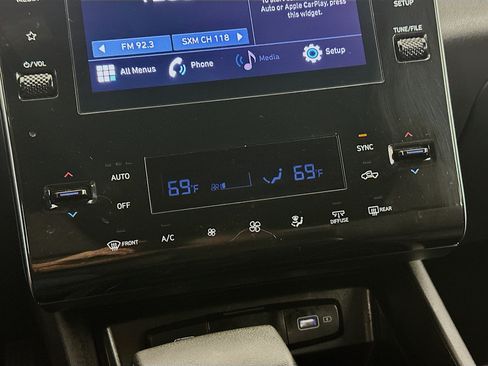 Used 2024 Hyundai Santa Cruz SEL FWD image 23