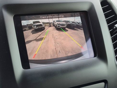 Used 2020 Jeep Cherokee Latitude FWD image 27