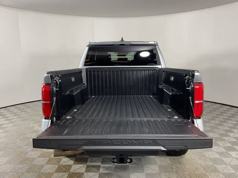 Certified 2024 Toyota Tacoma TRD Off-Road image 20