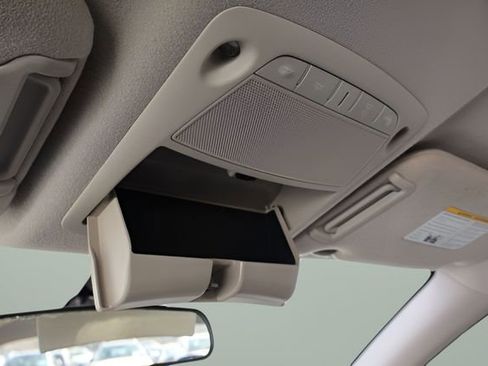 Used 2016 Nissan Sentra S image 23