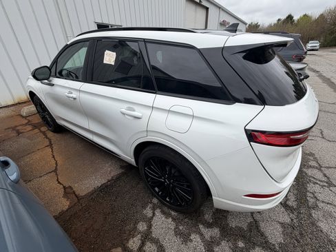 Used 2025 Lincoln Corsair Grand Touring w/ Equipment Group 301A image 9