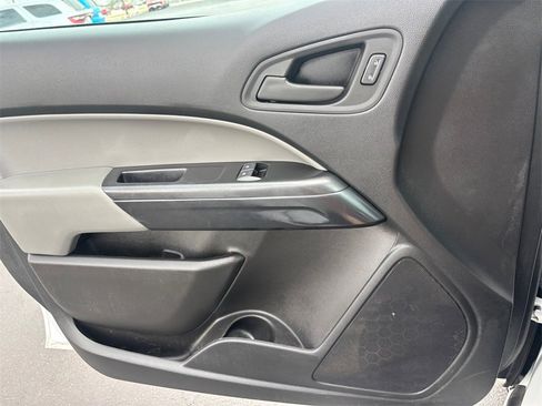 Used 2022 GMC Canyon Elevation Standard w/ Convenience Package image 23