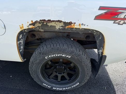 Used 2013 Chevrolet Silverado 1500 LTZ image 8