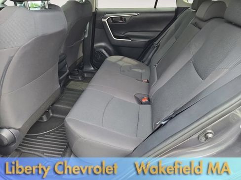 Used 2021 Toyota RAV4 LE w/ Carpet Mat Package (TMS) AWD/4WD image 12