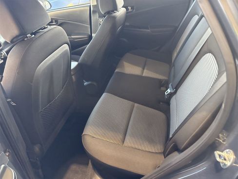 Used 2019 Hyundai Kona SE FWD image 10