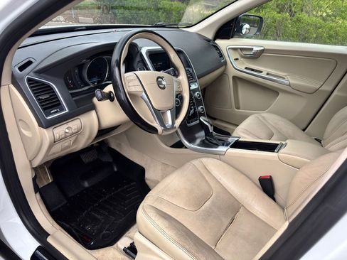 Used 2015 Volvo XC60 T5 image 15