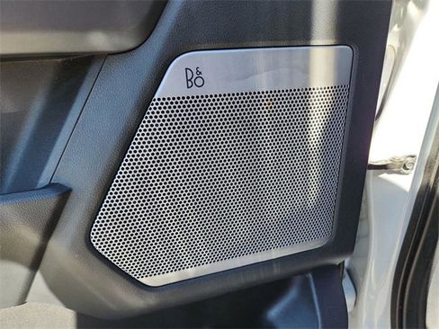 Used 2021 Ford F150 Lariat w/ Equipment Group 502A High image 18