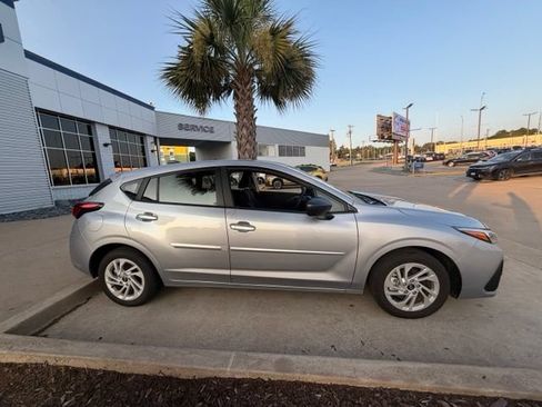 Used 2025 Subaru Impreza 2.0i AWD/4WD image 19