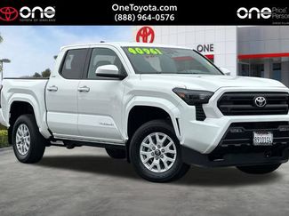 Used 2025 Toyota Tacoma SR5 AWD/4WD 360° Tour