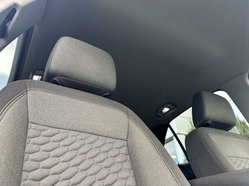 Used 2020 Chevrolet Equinox LT image 17