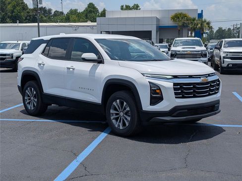 New 2026 Chevrolet Equinox LT FWD image 7