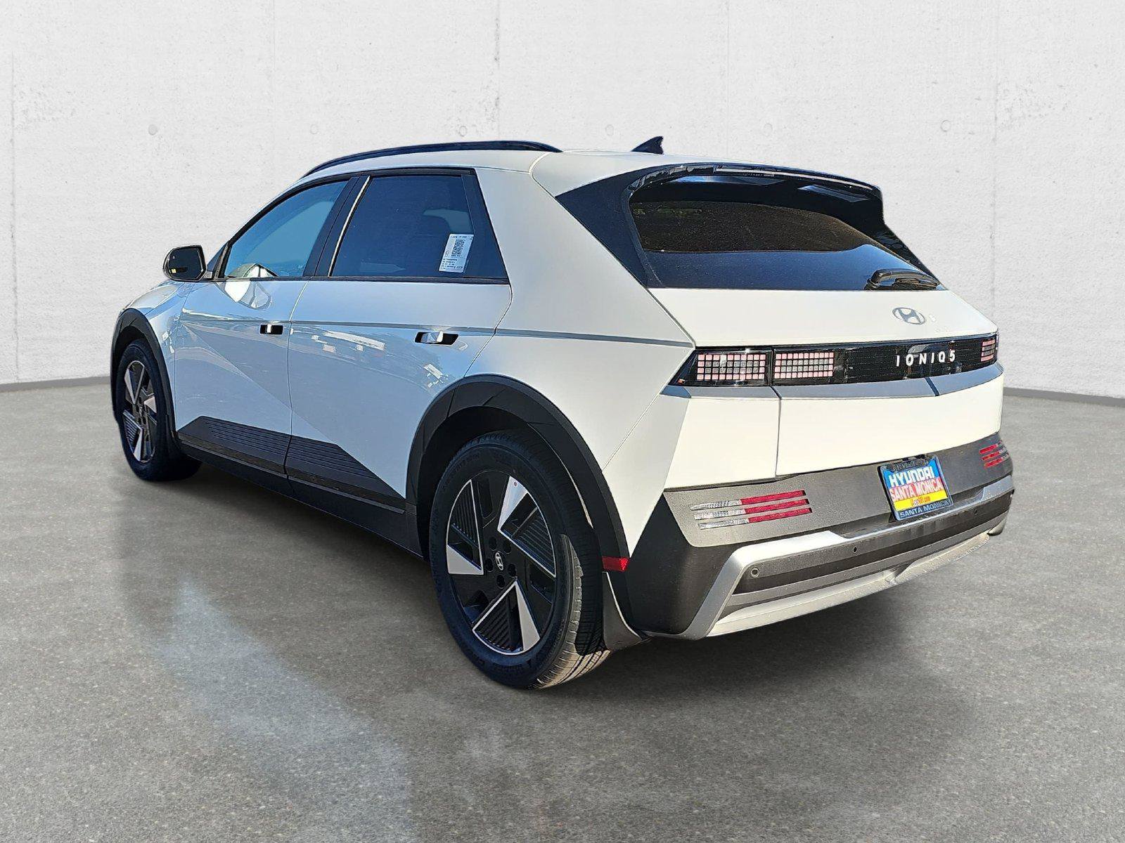 New 2027 Hyundai Ioniq 5 SEL RWD image 5