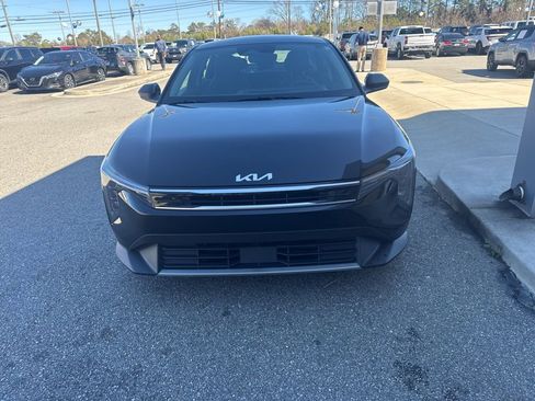 Used 2025 Kia K4 EX image 2