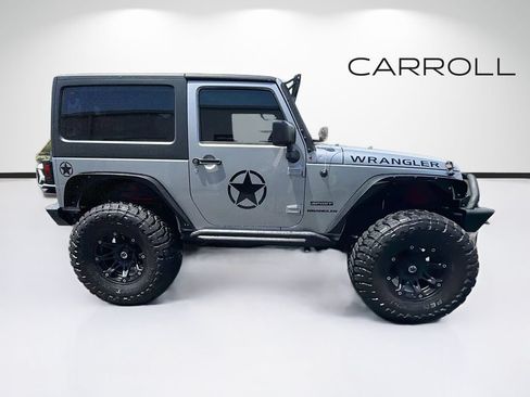 Used 2016 Jeep Wrangler Sport w/ Connectivity Group AWD/4WD image 2