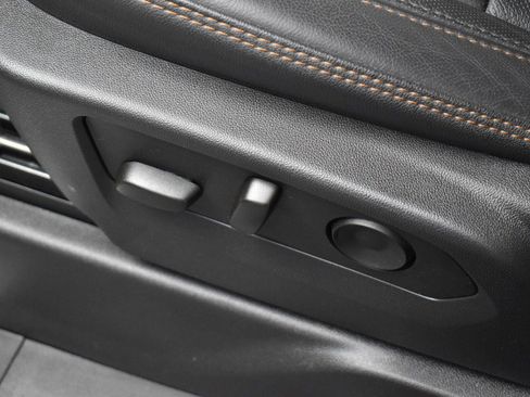 Used 2024 GMC Sierra 1500 AT4 w/ AT4 Preferred Package image 15