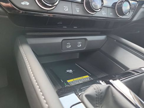 Certified 2025 Honda Accord Touring image 25
