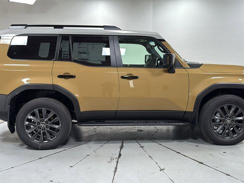 New 2026 Toyota Land Cruiser Base image 6