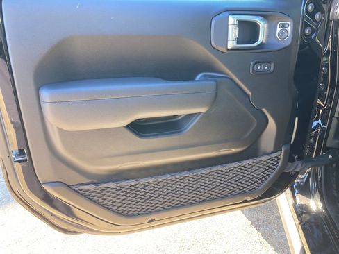 New 2026 Jeep Gladiator Rubicon w/ Safety Group image 12