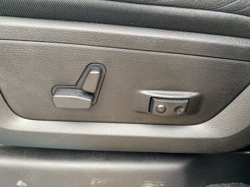 New 2026 RAM 2500 Limited image 29