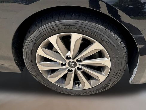 Used 2017 Hyundai Sonata Sport w/ Value Edition Package 02 FWD image 33