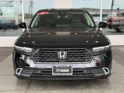 Used 2025 Honda Accord Touring image 4